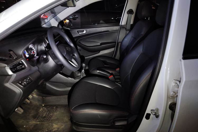 Used Hyundai Verna (older generation) 2017 1.4L Manual Refreshed Version China V Standard Left Front Seat