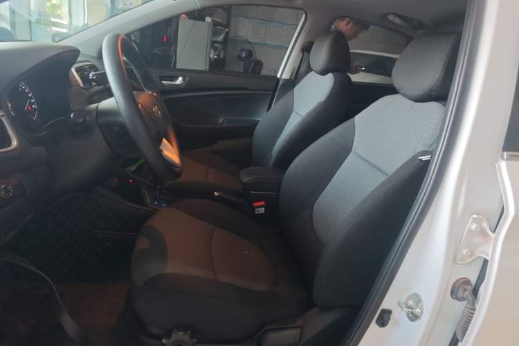 Used Hyundai Verna (older generation) 2017 1.4L Automatic YueXiang Edition China V-standard Left Front Seat