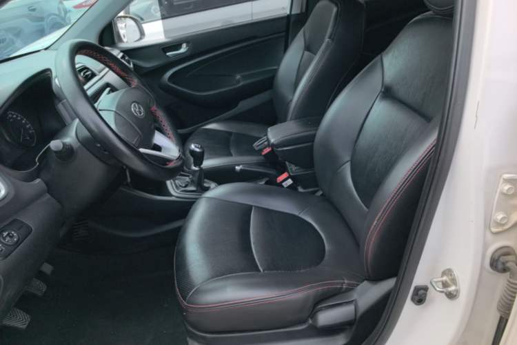 Used Hyundai Verna (older generation) 2017 1.4L Manual Huancai Edition China V Standard Left Front Seat