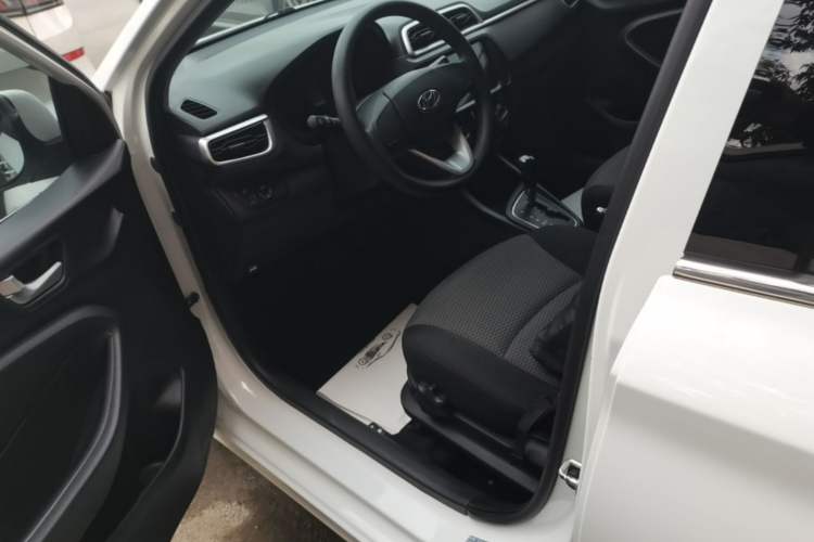 Used Hyundai Verna (older generation) 2017 1.4L Automatic YueXiang Edition China V-standard Left Front Seat