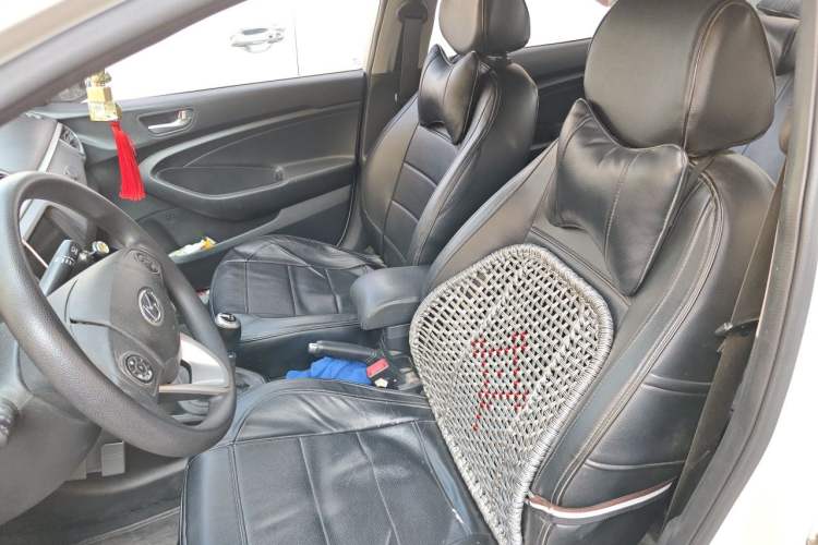 Used Hyundai Verna (older generation) 2017 1.4L Manual Huancai Connected Version China VI Left Front Seat