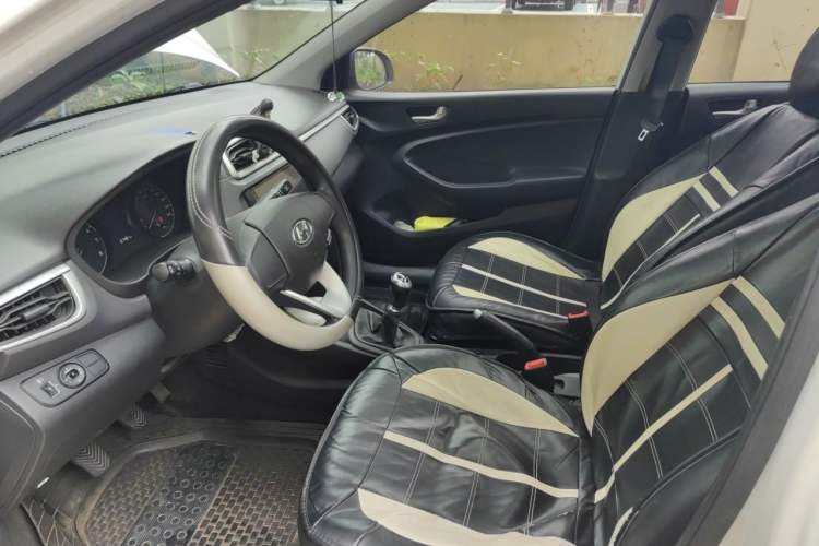 Used Hyundai Verna (older generation) 2017 1.4L Manual Colorful Skyroof Version China V Standard Left Front Seat