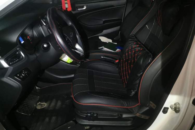 Used Hyundai Verna (older generation) 2017 1.4L Automatic YueXiang Connected Version China V Standard Left Front Seat
