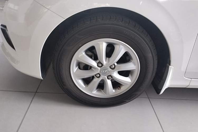 Used Hyundai Verna (older generation) 2017 1.4L Automatic YueXiang Edition China V-standard Left Front Wheel Hub