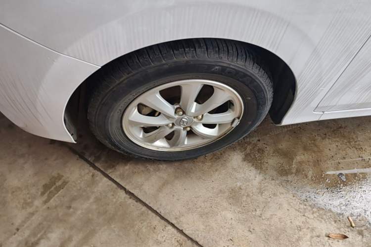 Used Hyundai Verna (older generation) 2017 1.4L Automatic YueXiang Edition China V-standard Left Front Wheel Hub