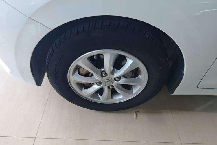 Used Hyundai Verna (older generation) 2017 1.4L Automatic YueXiang Edition China V-standard Left Front Wheel Hub