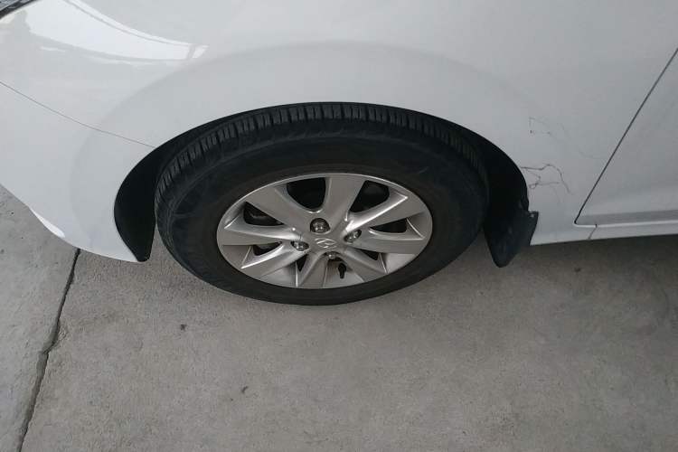 Used Hyundai Verna (older generation) 2017 1.4L Manual Refreshed Version China VI Standard Left Front Wheel Hub