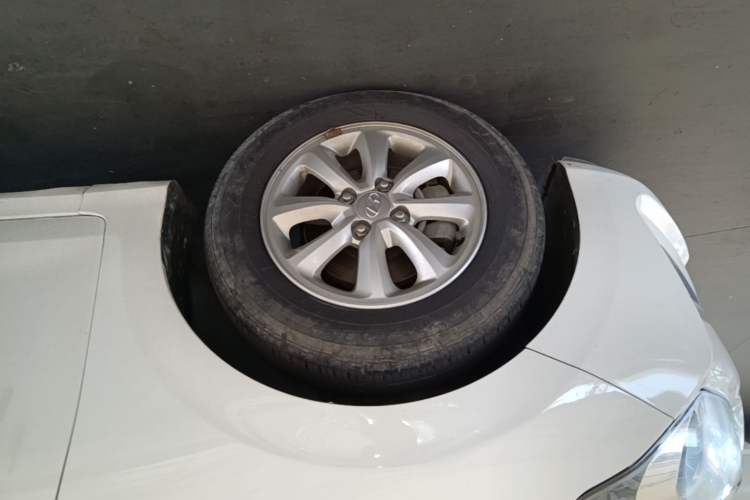 Used Hyundai Verna (older generation) 2017 1.4L Automatic YueXiang Edition China VI Standard Left Front Wheel Hub
