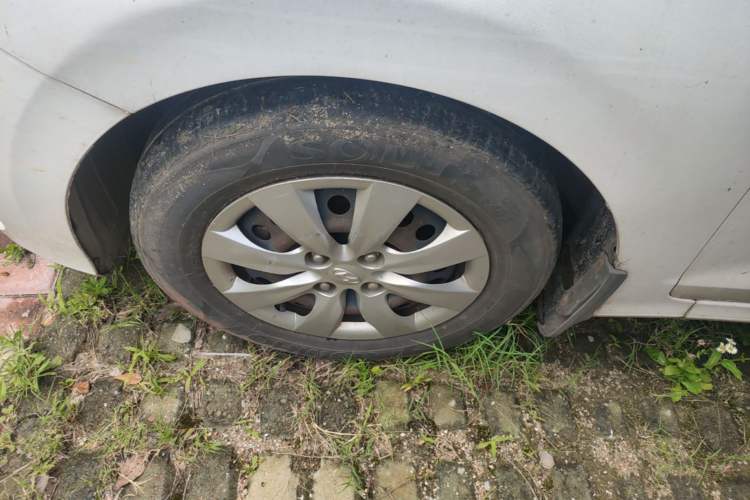 Used Hyundai Verna (older generation) 2017 1.4L Manual Refreshed Version China V Standard Left Front Wheel Hub