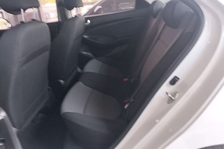 Used Hyundai Verna (older generation) 2017 1.4L Automatic YueXiang Edition China V-standard Left Rear Seat