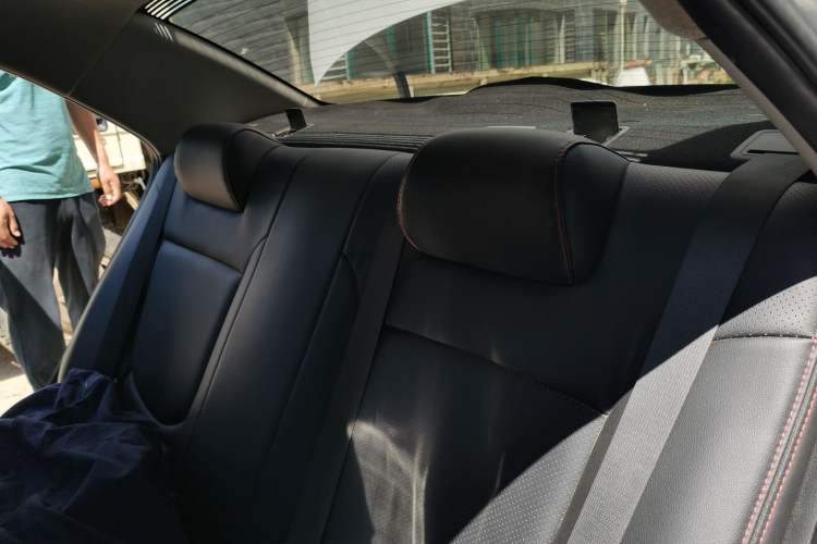 Used Hyundai Verna (older generation) 2017 1.4L Manual Refreshed Version China V Standard Left Rear Seat