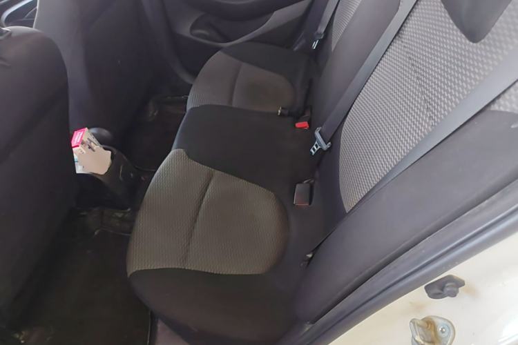 Used Hyundai Verna (older generation) 2017 1.4L Manual Huancai Edition China V Standard Left Rear Seat