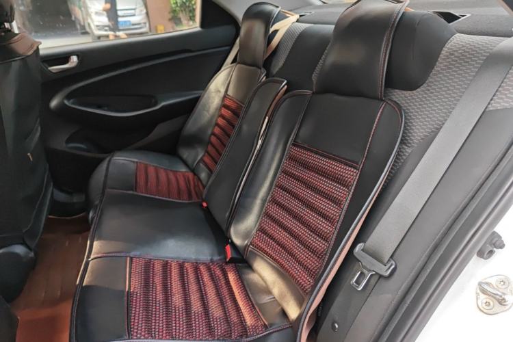 Used Hyundai Verna (older generation) 2017 1.4L Manual Huancailian Connected Version China V Standard Left Rear Seat
