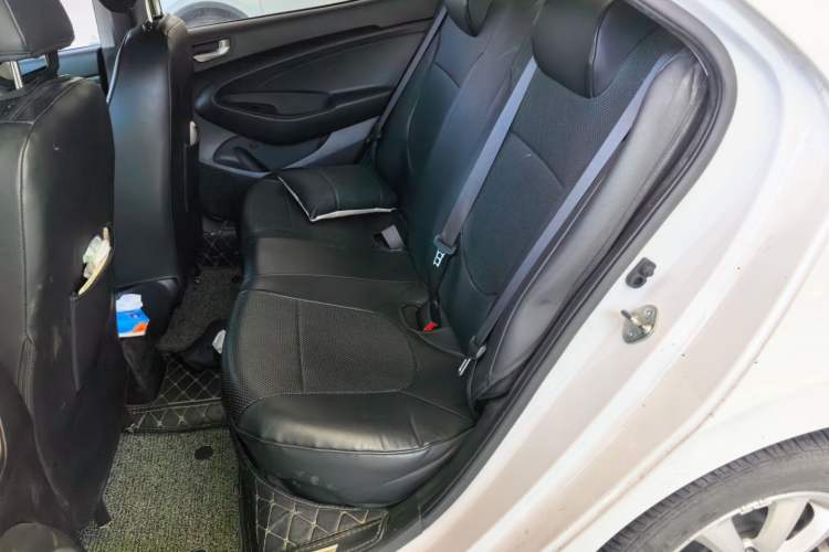 Used Hyundai Verna (older generation) 2017 1.4L Automatic YueXiang Edition China V-standard Left Rear Seat