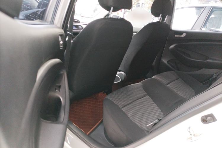 Used Hyundai Verna (older generation) 2017 1.4L Manual Huancai Edition China V Standard Left Rear Seat