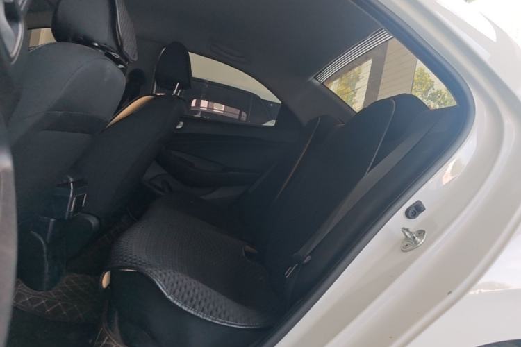 Used Hyundai Verna (older generation) 2017 1.4L Manual Huancai Edition China VI Left Rear Seat