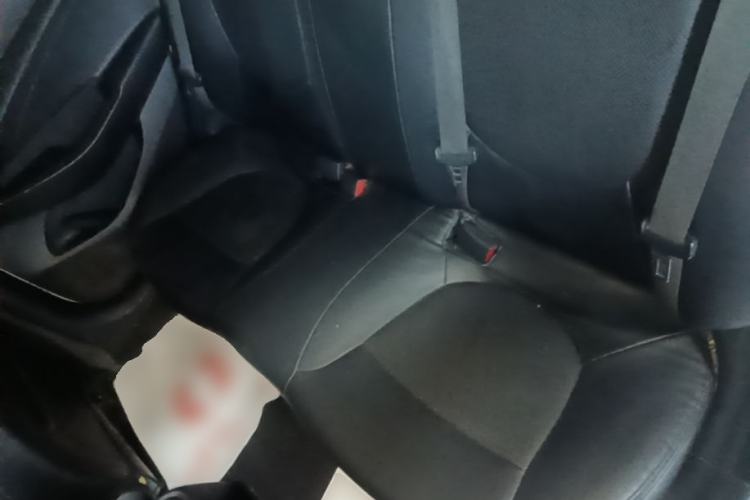 Used Hyundai Verna (older generation) 2017 1.4L Automatic YueXiang Edition China V-standard Left Rear Seat
