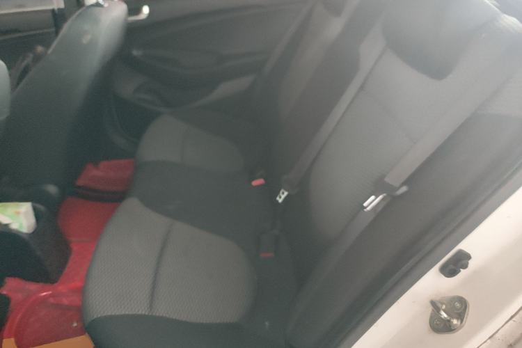 Used Hyundai Verna (older generation) 2017 1.4L Manual Refreshed Version China V Standard Left Rear Seat