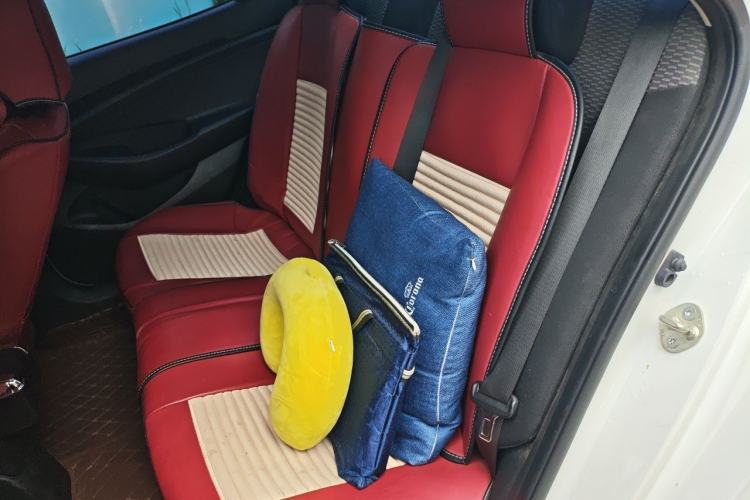 Used Hyundai Verna (older generation) 2017 1.4L Manual Huancai Edition China V Standard Left Rear Seat