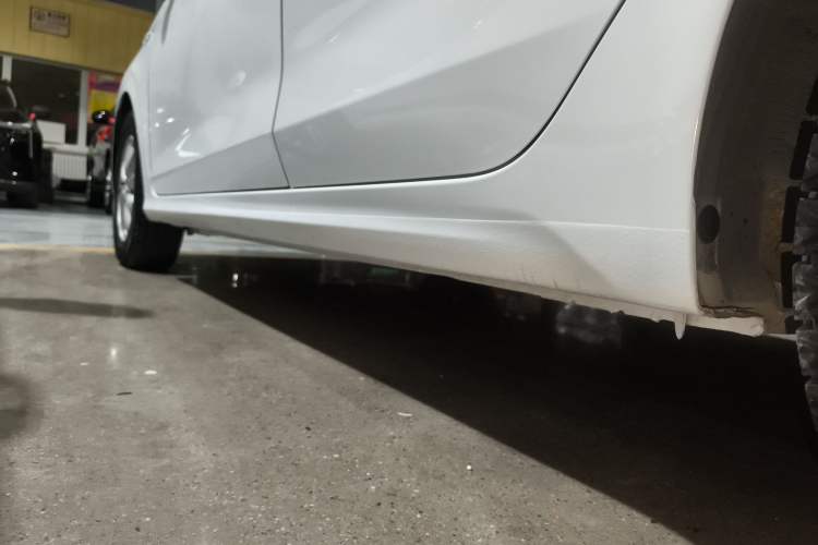 Used Hyundai Verna (older generation) 2017 1.4L Automatic YueXiang Edition China VI Standard Left Side Sill