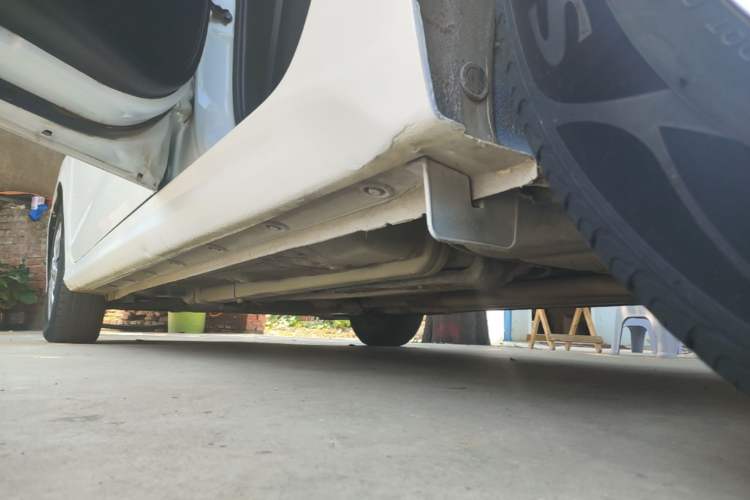 Used Hyundai Verna (older generation) 2017 1.4L Manual Refreshed Version China V Standard Left Side Sill