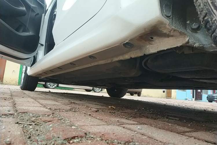 Used Hyundai Verna (older generation) 2017 1.4L Manual Refreshed Version China V Standard Left Side Sill