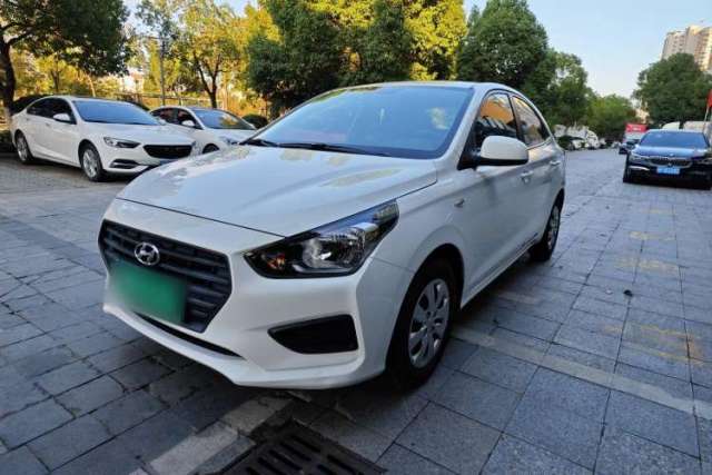 Ojetý Hyundai Verna (older generation) 2017 1.4L Manual Refreshed Version China V Standard