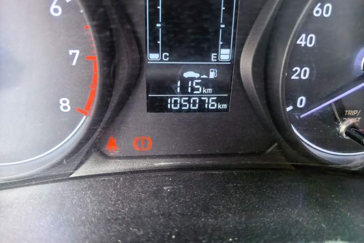Used Hyundai Verna (older generation) 2017 1.4L Manual Refreshed Version China V Standard Odometer Close Up