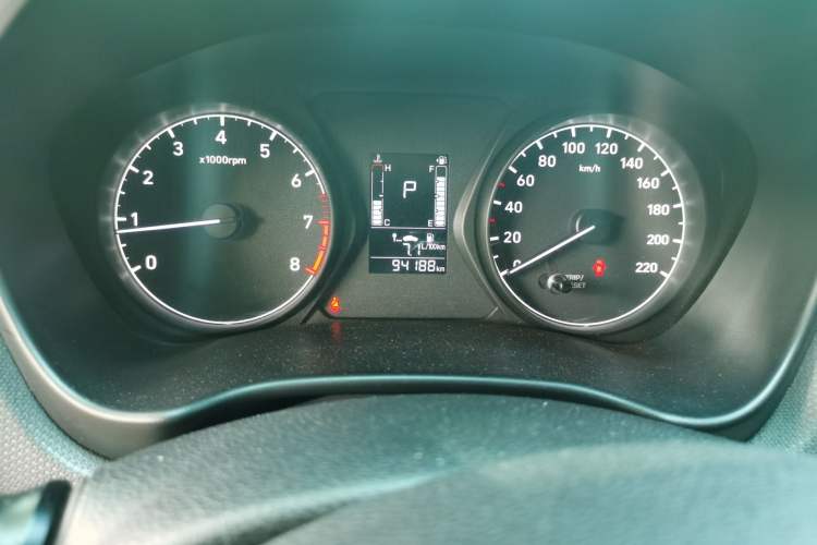 Used Hyundai Verna (older generation) 2017 1.4L Automatic YueXiang Edition China V-standard Odometer Close Up