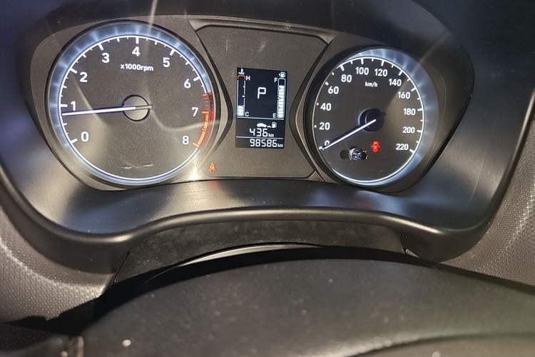 Used Hyundai Verna (older generation) 2017 1.4L Automatic YueXiang Edition China V-standard Odometer Close Up