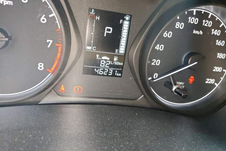 Used Hyundai Verna (older generation) 2017 1.4L Automatic YueXiang Edition China V-standard Odometer Close Up
