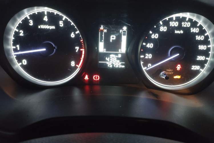 Used Hyundai Verna (older generation) 2017 1.4L Automatic YueXiang Edition China V-standard Odometer Close Up