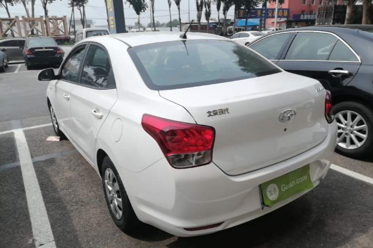 Used Hyundai Verna (older generation) 2017 1.4L Manual Refreshed Version China V Standard Rear Left 45 Deg