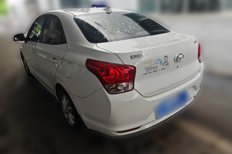Used Hyundai Verna (older generation) 2017 1.4L Manual Colorful Skyroof Version China VI Standard Rear Left 45 Deg
