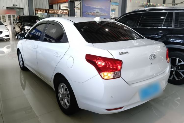 Used Hyundai Verna (older generation) 2017 1.4L Automatic YueXiang Edition China VI Standard Rear Left 45 Deg