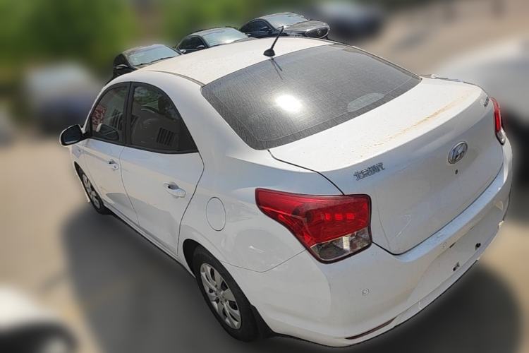 Used Hyundai Verna (older generation) 2017 1.4L Manual Refreshed Version China VI Standard Rear Left 45 Deg