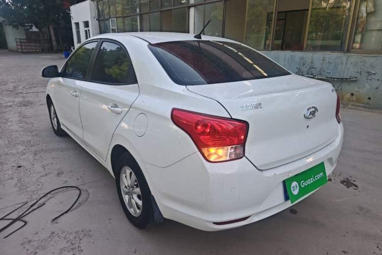 Used Hyundai Verna (older generation) 2017 1.4L Manual Huancai Edition China VI Rear Left 45 Deg