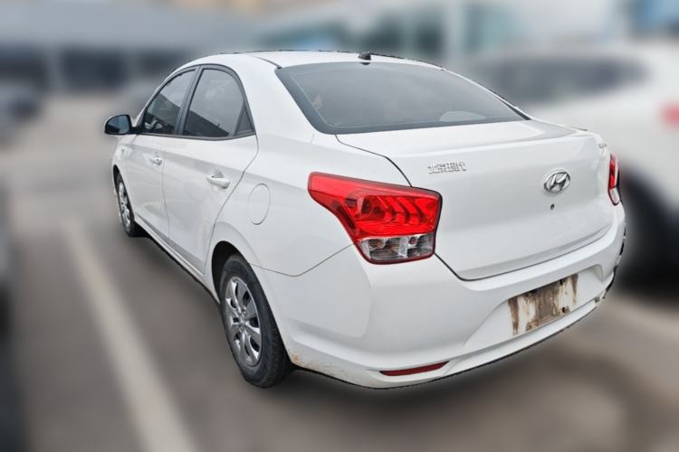 Used Hyundai Verna (older generation) 2017 1.4L Manual Refreshed Version China VI Standard Rear Left 45 Deg