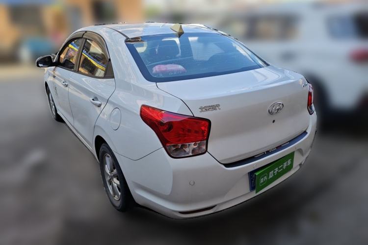 Used Hyundai Verna (older generation) 2017 1.4L Manual Huancai Connected Version China VI Rear Left 45 Deg