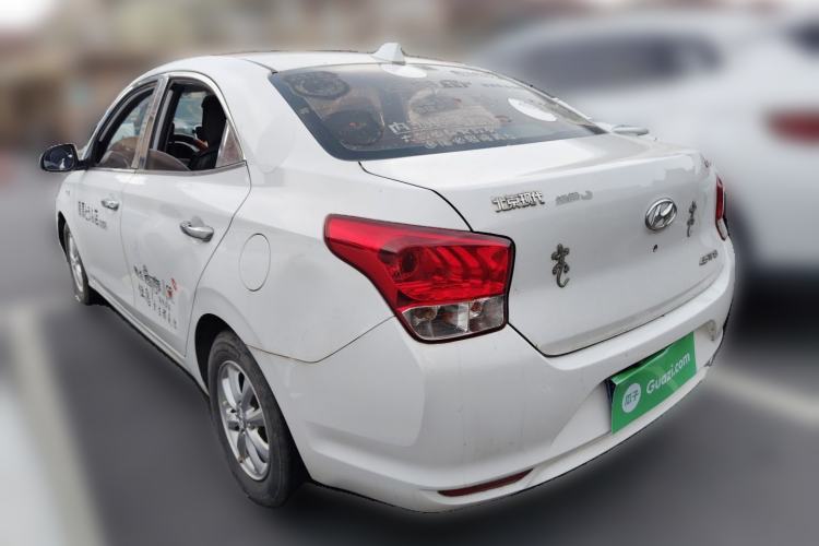 Used Hyundai Verna (older generation) 2017 1.4L Manual Colorful Skyroof Version China V Standard Rear Left 45 Deg