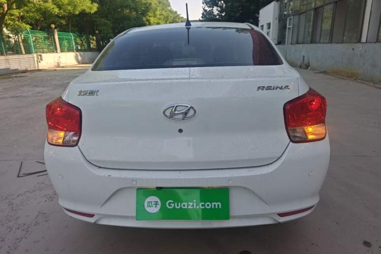 Used Hyundai Verna (older generation) 2017 1.4L Manual Huancai Edition China VI Rear