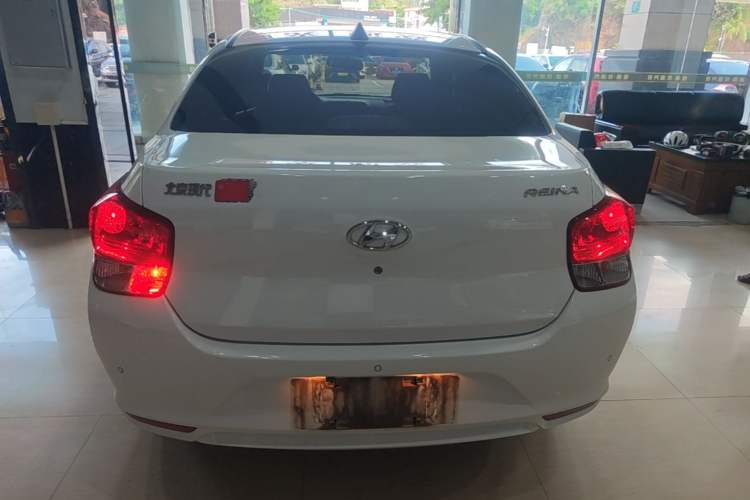 Used Hyundai Verna (older generation) 2017 1.4L Automatic YueXiang Edition China V-standard Rear