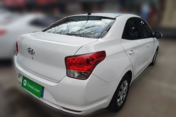 Used Hyundai Verna (older generation) 2017 1.4L Manual Refreshed Version China V Standard Rear Right 45 Deg