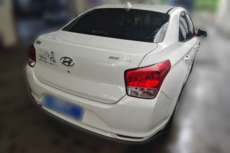Used Hyundai Verna (older generation) 2017 1.4L Manual Colorful Skyroof Version China VI Standard Rear Right 45 Deg