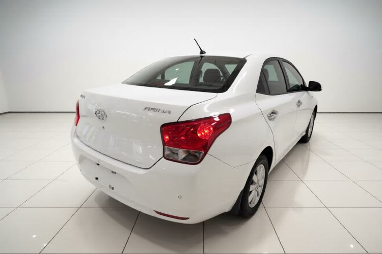 Used Hyundai Verna (older generation) 2017 1.4L Automatic YueXiang Edition China V-standard Rear Right 45 Deg