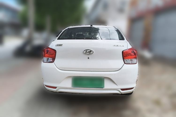 Used Hyundai Verna (older generation) 2017 1.4L Manual Refreshed Version China VI Standard Rear