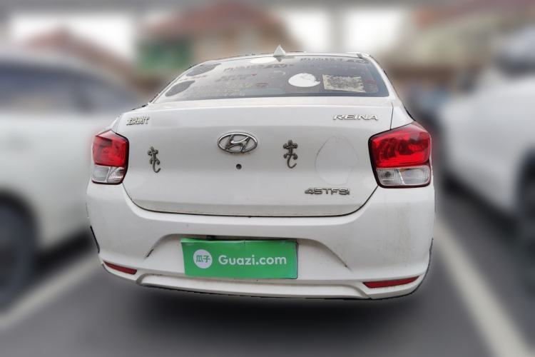 Used Hyundai Verna (older generation) 2017 1.4L Manual Colorful Skyroof Version China V Standard Rear