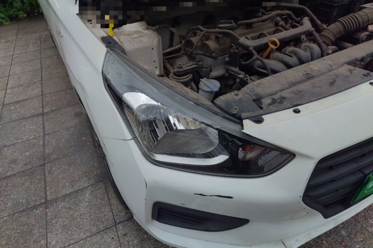Used Hyundai Verna (older generation) 2017 1.4L Manual Refreshed Version China V Standard Right Front Headlight