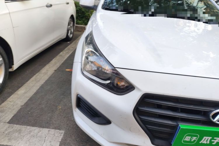 Used Hyundai Verna (older generation) 2017 1.4L Manual Refreshed Version China V Standard Right Front Headlight