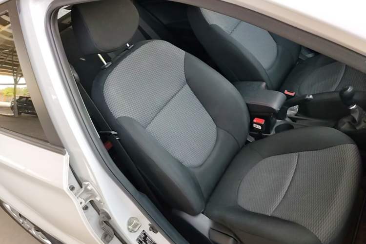 Used Hyundai Verna (older generation) 2017 1.4L Manual Refreshed Version China V Standard Right Front Seat